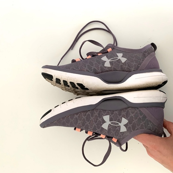Under Armour Women's Charged CoolSwitch Running Sh - Picture 4 of 4
